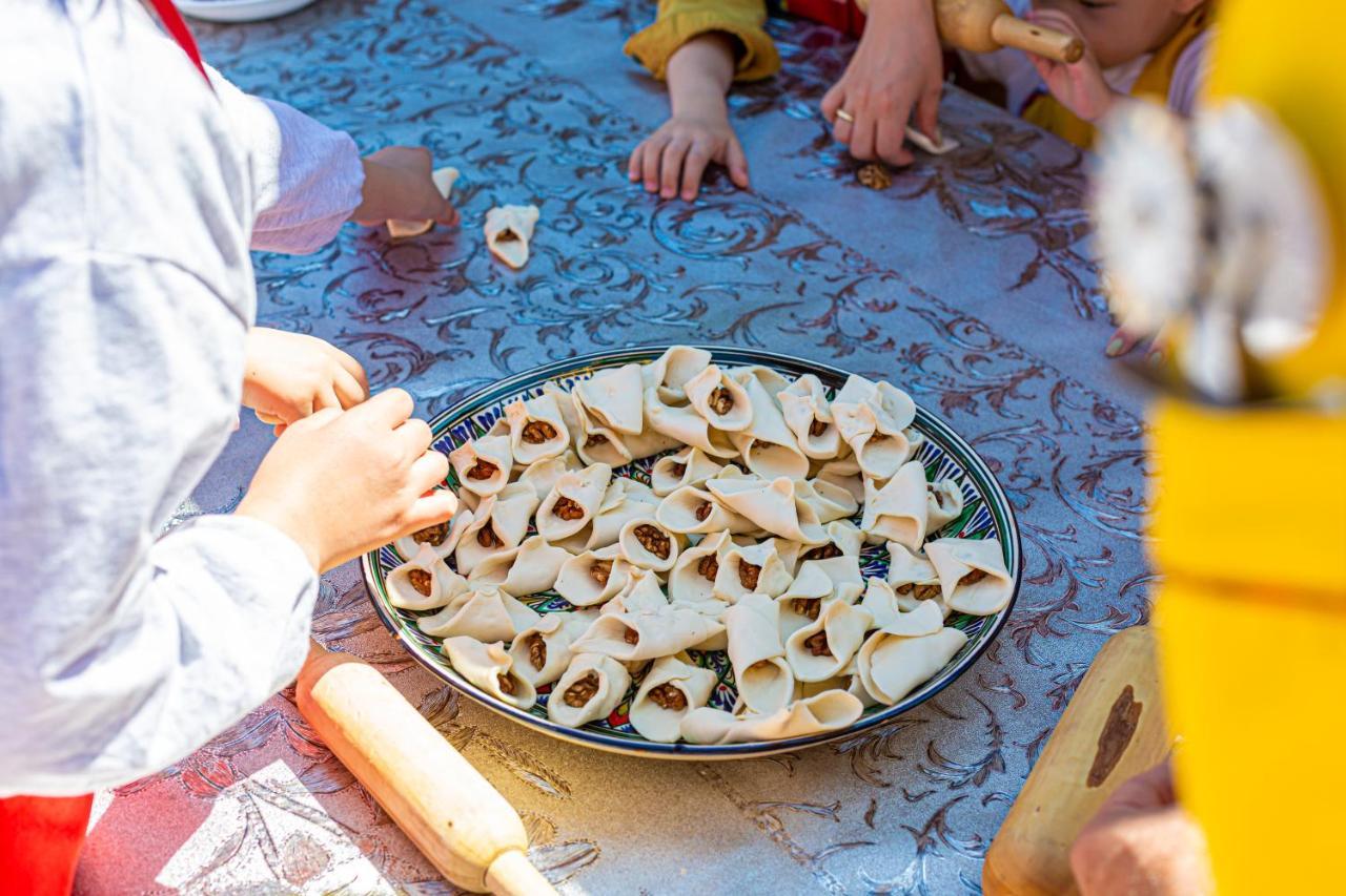Лайнер Горный Курортный Комплекс Layner В Чимгане Buitenkant foto